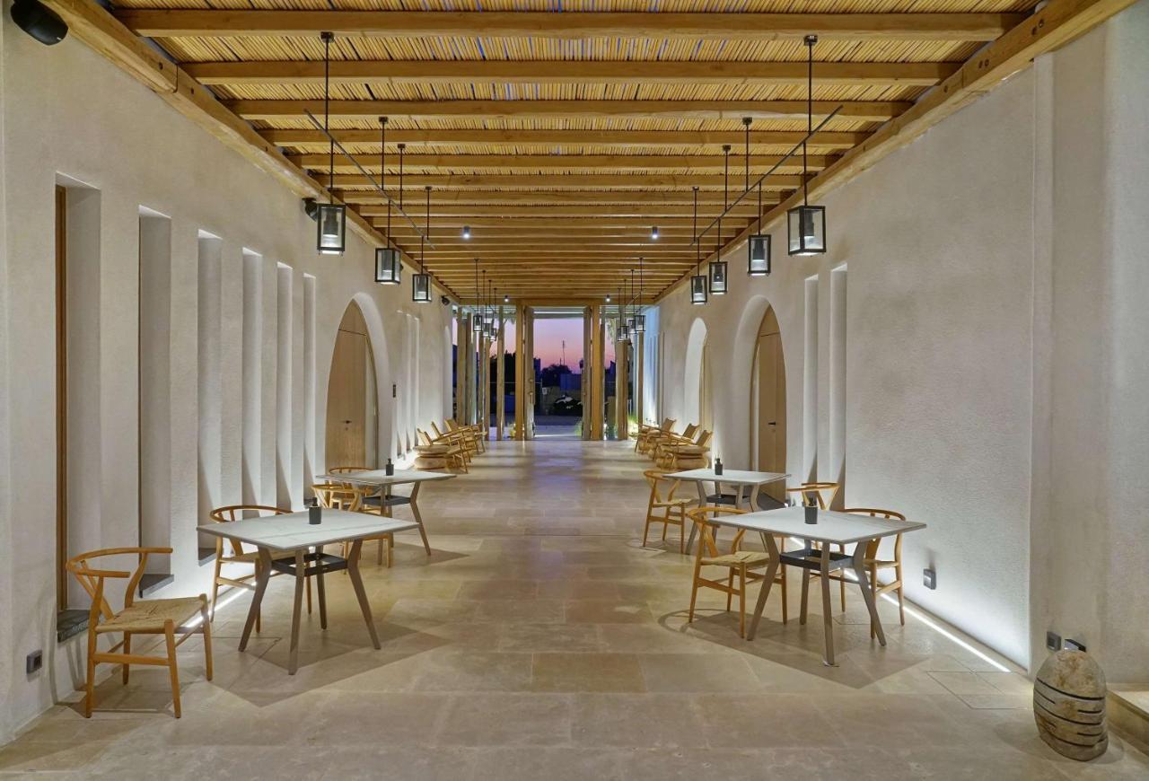 Radisson Blu Zaffron Resort, Santorini (Adults Only) Камари Экстерьер фото