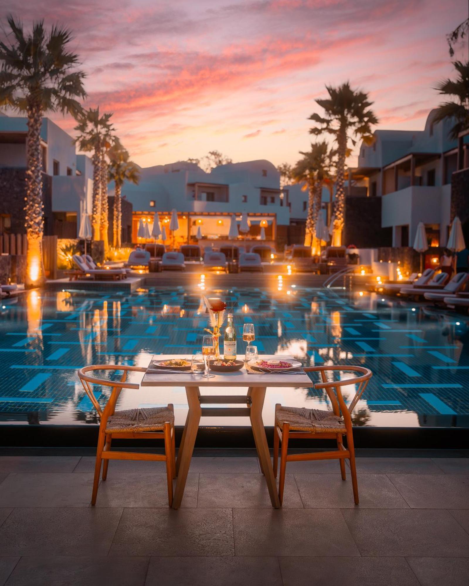 Radisson Blu Zaffron Resort, Santorini (Adults Only) Камари Экстерьер фото