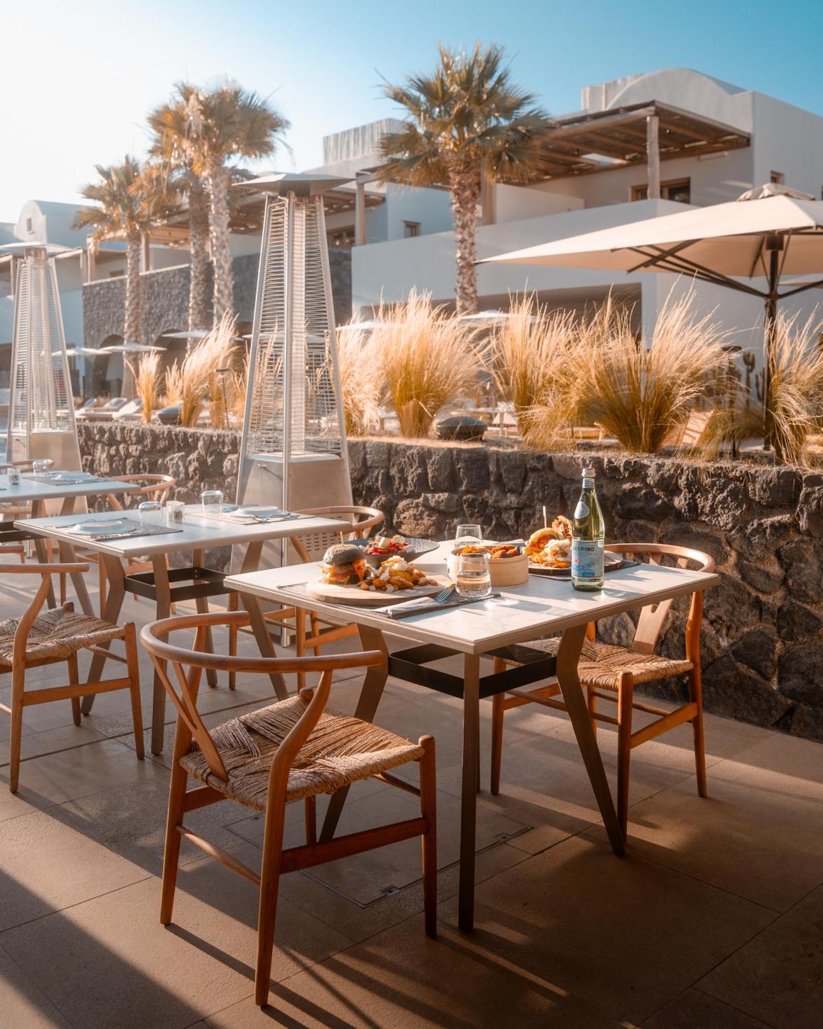 Radisson Blu Zaffron Resort, Santorini (Adults Only) Камари Экстерьер фото